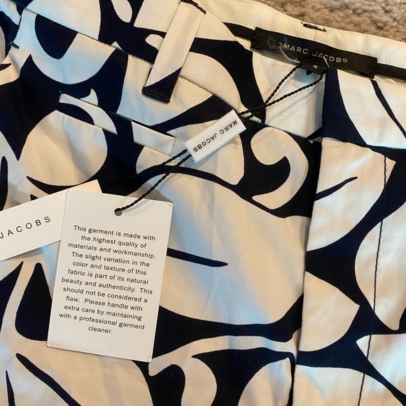 Marc Jacobs Floral Capris NWT - Picture 3 of 4